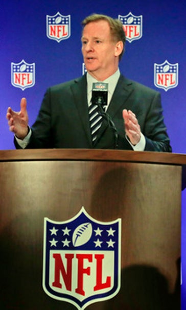 NFL receives overall B in racial, gender hiring practices